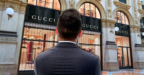 quien dirige gucci actualmente|Gucci history facts.